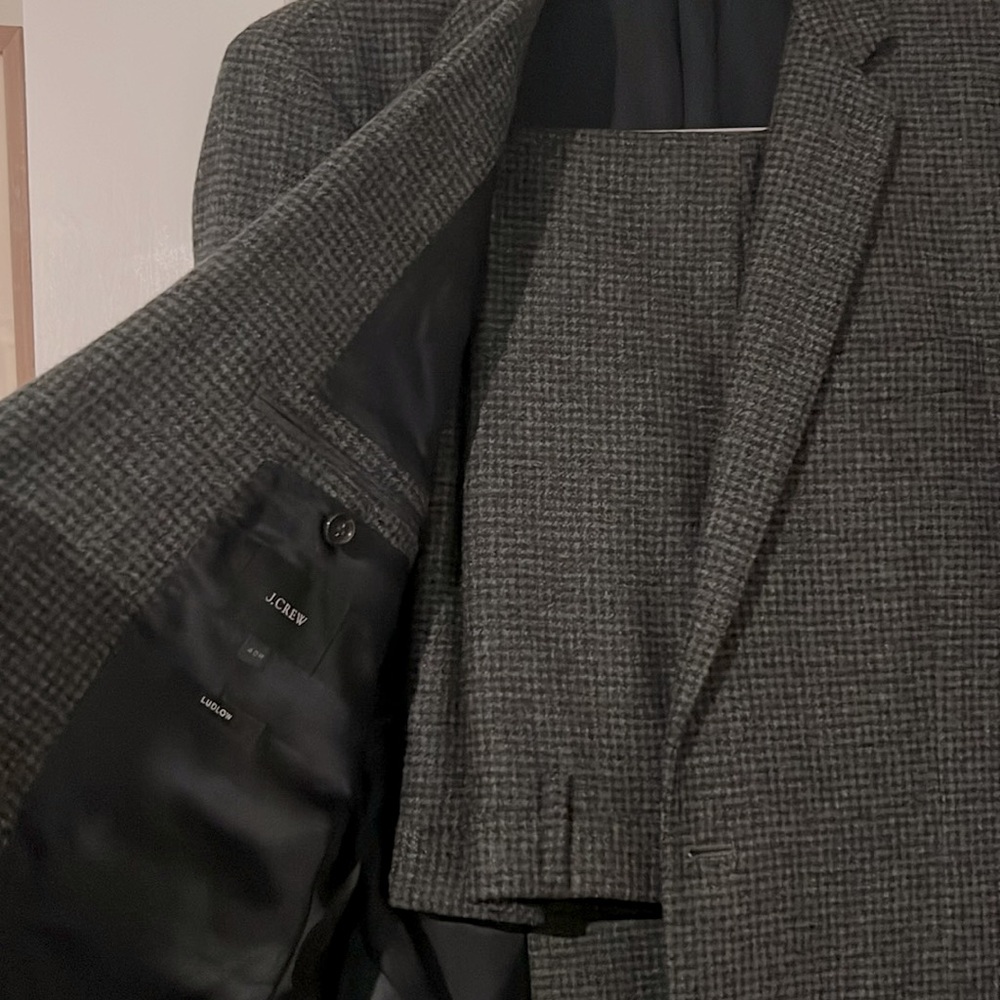 Rare J Crew Grey Houndstooth UK Wool Suit (Ludlow 40R, 31/32)
